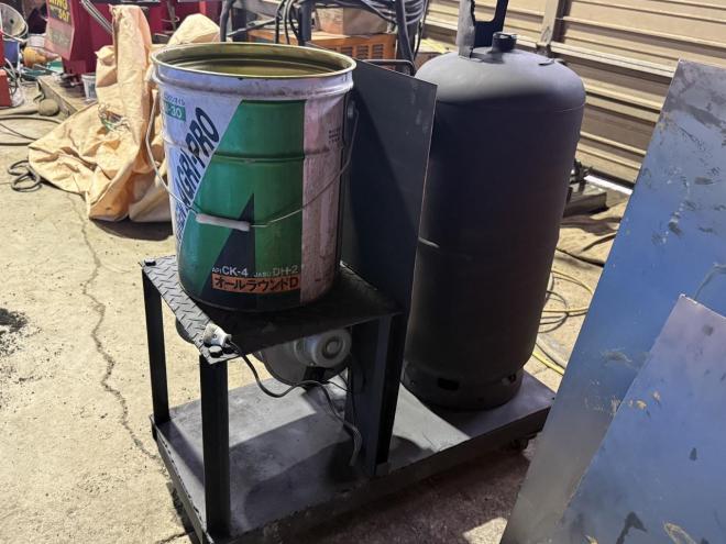 ヒーター廃油ストーブ 中型 20坪程度に