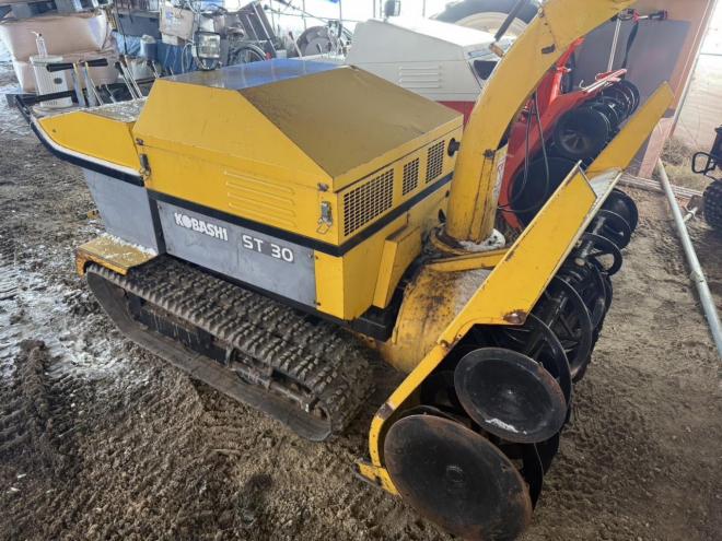 除雪機コバシ ST30 30馬力 ディーゼル除雪機 エンジン始動性抜群