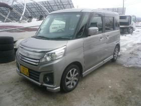 スペーシア　カスタムXS 4WD 660 5Dr