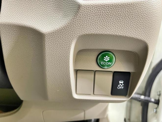 N-ONE660G Lパッケージ 4WD 5年保証 スマキー ETC 夏冬タイヤ 寒冷地仕様 禁煙 車検整備2年付 修復歴無