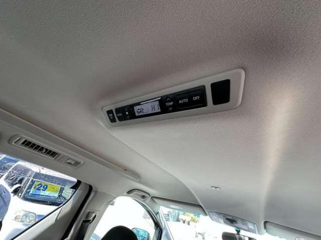 ヴェルファイア2.4 Z プラチナセレクション 4WD　両側パワースライドドア　HDDナビ　フルセグTV　バックモニター　プッシュスタート　横滑り防止装置　コーナーセンサー　パワーバックドア　純正アルミホイール　純正エンンジンスターター 2400