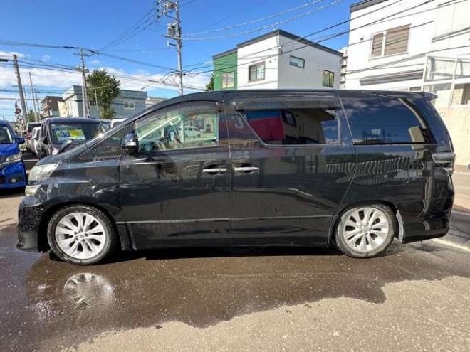 ヴェルファイア2.4 Z プラチナセレクション 4WD　両側パワースライドドア　パワーバックドア　スマートキーETC　ナビ　Bluetooth　地デジ　純正18インチアルミホイール夏　横滑り防止装置　コーナーセンサー　プッシュスタート 2400