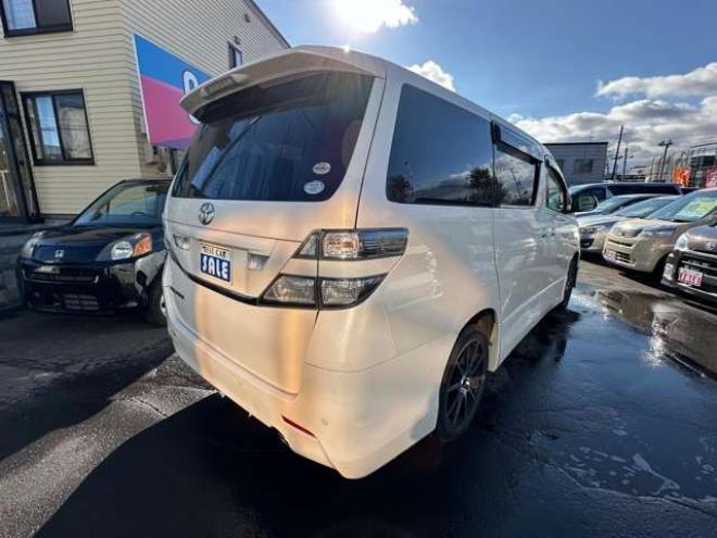 ヴェルファイア2.4 Z プラチナセレクションII 4WD　HDDナビ　ワンセグ　両側パワースライドドア　パワーバックドア　コーナーセンサー　横滑り防止装置　ビルトインETC 社外アルミホイール夏　バックモニター　社外エンジンスターター　プッシュスタート 2400