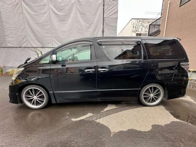 ヴェルファイア2.4 Z プラチナセレクションII タイプゴールド 4WD　寒冷地仕様　両側パワースライドドア　ALPINEフリップダウンモニター　ナビ　地デジ　ビルトインETC　コーナーセンサー　横滑り防止装置　パワーバックドア　社外アルミホイール夏　バックモニター 2400