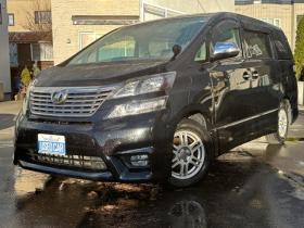 ヴェルファイア　2.4 Z プラチナセレクションII タイプゴールド 4WD　両側パワースライドドア　Bluetooth　ALPINEフリップダウンモニター　イクリプスナビ　パワーバックドア　ETC　社外アルミホイール冬　バックカメラ　横滑り防止装置　コーナセンサー　プッシュスタート 2400