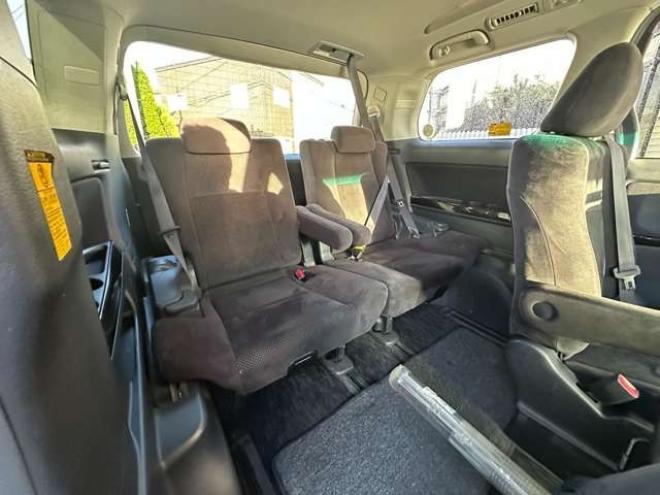 ヴェルファイア2.4 Z プラチナセレクションII タイプゴールド 4WD　両側パワースライドドア　ナビ　ワンセグ　プッシュスタート　横滑り防止装置　コーナーセンサー　パワーバックドア　純正18インチアルミホイール夏　社外アルミホイール冬　バックモニター 2400