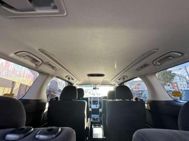 ヴェルファイア2.4 Z プラチナセレクションII タイプゴールド 4WD　両側パワースライドドア　ナビ　ワンセグ　プッシュスタート　横滑り防止装置　コーナーセンサー　パワーバックドア　純正18インチアルミホイール夏　社外アルミホイール冬　バックモニター 2400