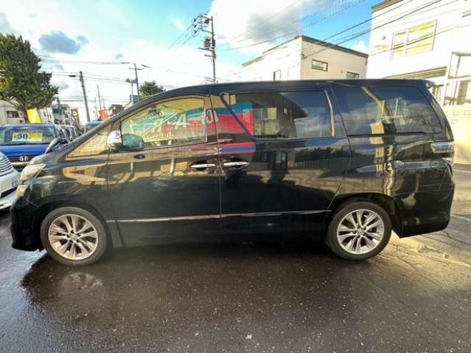 ヴェルファイア2.4 Z プラチナセレクションII タイプゴールド 4WD　両側パワースライドドア　ナビ　ワンセグ　プッシュスタート　横滑り防止装置　コーナーセンサー　パワーバックドア　純正18インチアルミホイール夏　社外アルミホイール冬　バックモニター 2400