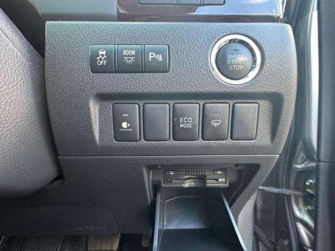 ヴェルファイア2.4 Z 4WD　両側パワースライドドア　寒冷地仕様　社外ナビ　ワンセグTV ETC　横滑り防止装置　コーナーセンサー　プッシュスタート　パワーバックドア　純正18インチアルミホイール夏　社外アルミホイール冬　バックカメラ 2400