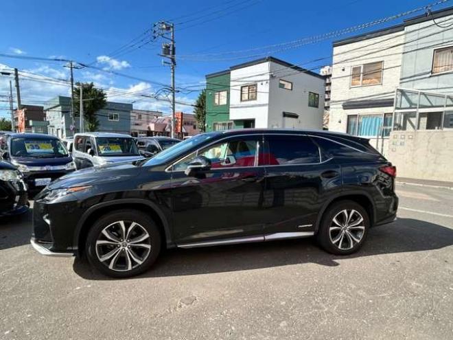 レクサスRX 450hL 4WD　パワーバックドア　ハイブリッド車　クール　ヒーターシート3列シート7人乗り 3500