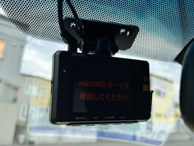 アルファード2.5 S 4WD　電動スライドドアフリップダウンモニター 2500