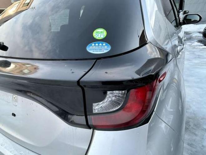 ヤリス1.5 X 4WD　衝突安全ボディー　オートライト　ナビバックモニター　ETC　衝突軽減ブレーキシステム　　レーンアシスト 1500