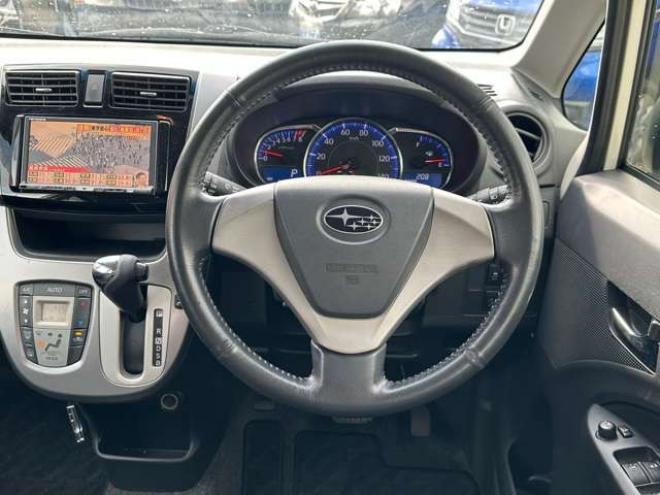 ステラカスタムR スマートアシスト 4WD　社外ナビ　地デジ　エコアイドル　プッシュスタート　横滑り防止装置　衝突軽減ブレーキ　社外アルミホイール夏 660