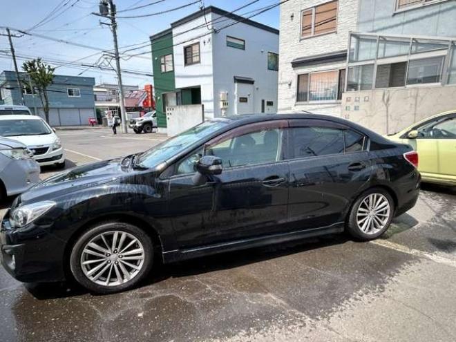 インプレッサG4 2.0 i-S アイサイト 4WD　夏冬タイヤセットETCアイドリングストップ 2000