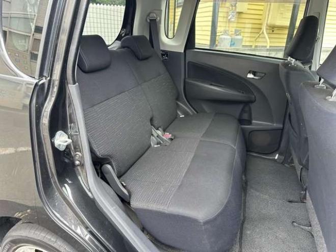 ムーヴカスタム X 4WD　社外CDオーディオ　純正アルミホイール夏　プッシュスタート　キーレスキー 660