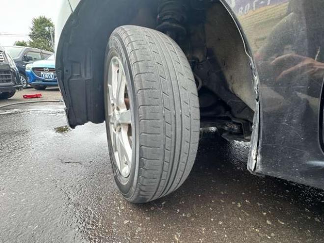 ムーヴカスタム X 4WD　社外CDオーディオ　純正アルミホイール夏　プッシュスタート　キーレスキー 660