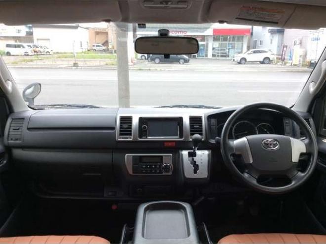 ハイエースバン3.0 スーパーGL ロング ディーゼルターボ 4WD　リアヒーター&クーラー　キーレス　ETC　電動格納ミラー　デュアルエアコン　ベッドキッド　フロントフォグランプ　clarionSDナビ(NXL13)　AUX　Bluetooth　USB　16インチAW 3000