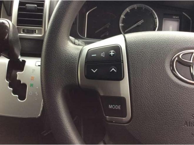 ハイエースバン2.8 スーパーGL ロング ディーゼルターボ 4WD　リアヒーター&クーラー　プッシュスタート　スマキー　ステアリングスイッチ　オートハイビーム　パノラミックビューモニター　純正ナビ　フルセグTV　ドラレコ　ETC　インナーミラー　横滑り防止　フロントフォグ 2800