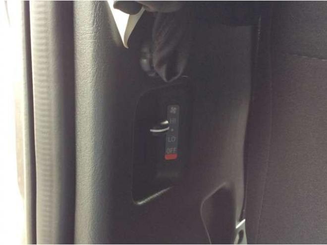 ハイエースバン2.8 スーパーGL ロング ディーゼルターボ 4WD　リアヒーター&クーラー　プッシュスタート　スマキー　ステアリングスイッチ　オートハイビーム　パノラミックビューモニター　純正ナビ　フルセグTV　ドラレコ　ETC　インナーミラー　横滑り防止　フロントフォグ 2800