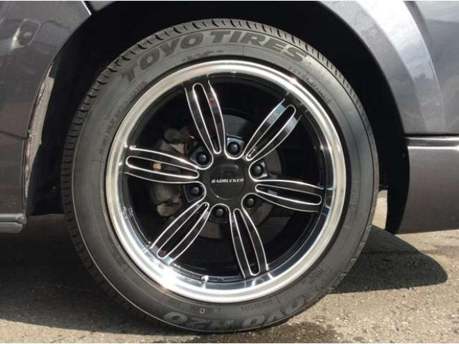 ハイエースバン2.8 スーパーGL ロング ディーゼルターボ 4WD　リアヒーター&クーラー　プッシュスタート　スマキー　ステアリングスイッチ　オートハイビーム　パノラミックビューモニター　純正ナビ　フルセグTV　ドラレコ　ETC　インナーミラー　横滑り防止　フロントフォグ 2800