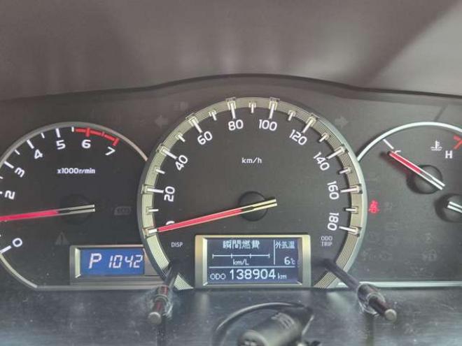 ハイエースバン2.7 スーパーGL ダークプライム ワイド ミドルルーフ ロングボディ 4WD　4WD　寒冷地仕様　両側パワスラ　スマキー　プッシュスタート　リアヒーター&クーラー　アルパインインナーミラー&フリップダウンモニター　社外メモリナビ　フルセグTV　ETC　ベッドキッド　Bカメラ 2700