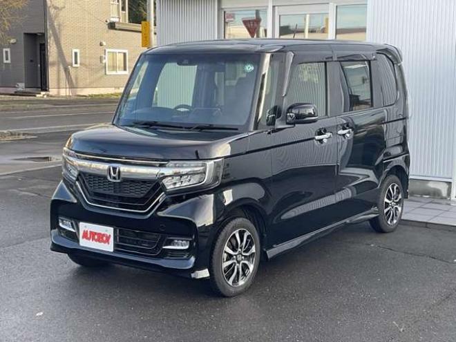 N-BOXカスタム 660 G L ホンダセンシング 4WD　純正ナビ・TV　バックカメラ　両側パワスラ　純正エンジンスターター　プッシュスタート　クルコン　ETC　LEDヘッドライト　フォグランプ　シートヒーター　ドラレコ　bluetooth 660