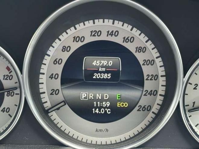 ベンツCクラス C180 アバンギャルド　クルーズコントロール　ABS　ナビTV　バックカメラ　ETC　革シート　キーレス　パワステ　パワーウィンドウ　電動シート　横滑り防止装置　盗難防止装置 正規輸入車 2WD 1800