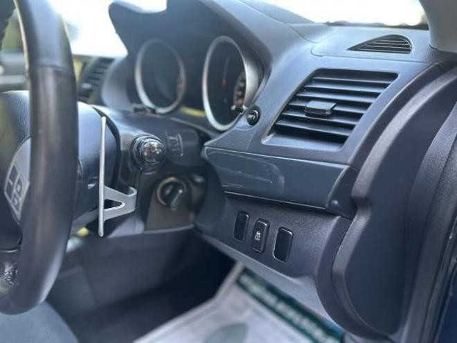 ギャランフォルティス 2.0 ラリーアート 4WD　社外ナビ　フルセグ　バックカメラ　ドラレコ　パワーウィンドウ　パワステ　ABS　キーレスエントリー　盗難防止装置　　クルーズコントロール 2000