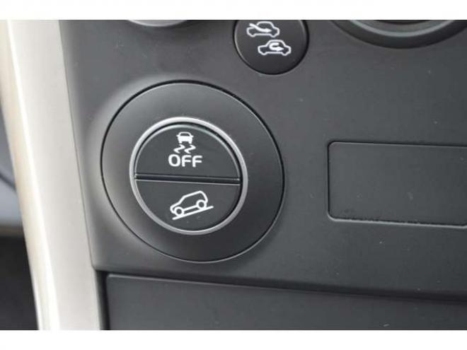 エスクード2.4 ランドブリーズ 4WD　特別仕様車サンルーフSDナビTVバックカメラ 2400