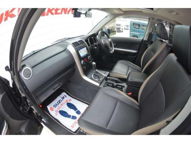 エスクード2.4 ランドブリーズ 4WD　特別仕様車サンルーフSDナビTVバックカメラ 2400