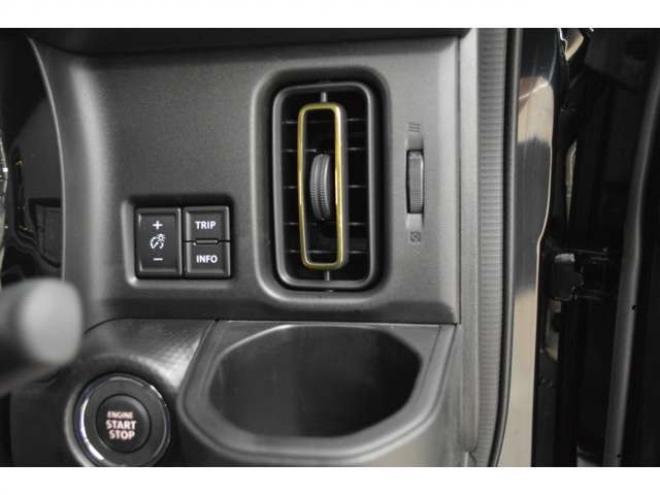 ハスラーハイブリッド Xターボ 4WD　ハイブリッド4WDターボセーフティサポート搭載アイドリングストップパドルシフトハイビームアシストLEDライトアダプティブクルーズコントロール 登録済未使用車 660