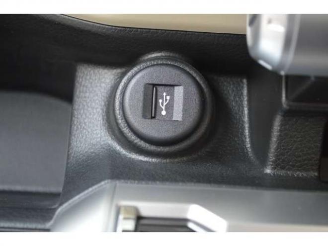 クロスビー1.0 ハイブリッド MZ 4WD　ワンオーナー車ハイブリット4WDターボパドルシフトセーフティサポート搭載アダプティブクルーズコントロールアイドリングストップ全方位モニター付8インチナビTVバックカメラハイビームアシストLEDライト 1000