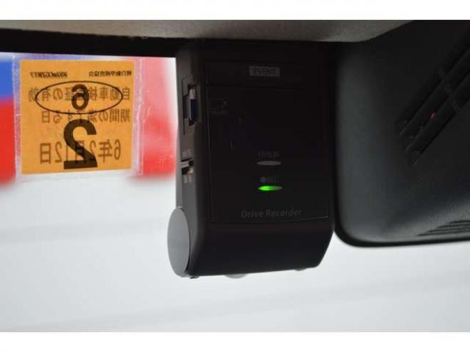 ジムニーXC 4WD　ワンオーナー4WDターボオートマチックセーフティサポート搭載デュアルセンサーブレーキサポート誤発信抑制機能ドライブレコーダーLEDライトクルーズコントロール 660