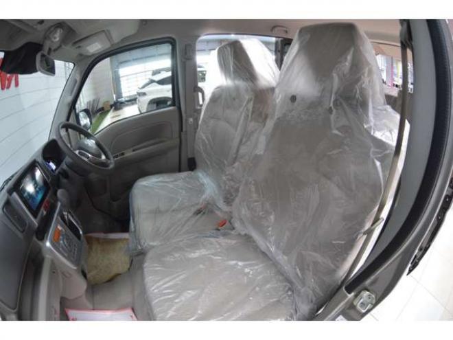 エブリィワゴン PZターボ 4WD　届出済未使用車4WDターボハイルーフスズキセーフティサポート純正バックカメラ付ディスプレイオーディオ左オートスライドドアハイビームアシストLEDライト横滑り防止装置シートヒーター 660