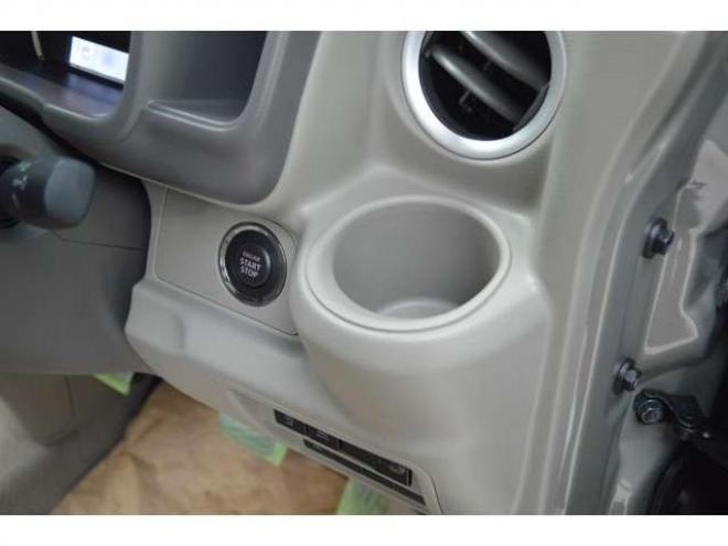 エブリィワゴン PZターボ 4WD　届出済未使用車4WDターボハイルーフスズキセーフティサポート純正バックカメラ付ディスプレイオーディオ左オートスライドドアハイビームアシストLEDライト横滑り防止装置シートヒーター 660