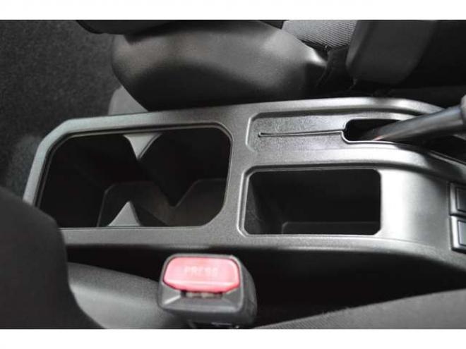 ジムニーXC 4WD　ワンオーナー車5速マニュアル4WDターボセーフティサポート搭載8インチナビTVドライブレコーダーLEDライトETCクルーズコントロール純正マットフラップ 660