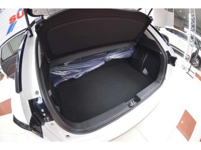 フロンクス1.5 4WD　ハイブリット4WDセーフティサポート搭載4WDスズキコネクト対応通信機装着車アダプティブクルーズコントロール全方位モニター付き9インチナビTVバックカメラハイビームアシストLEDライト 登録済未使用車 1500