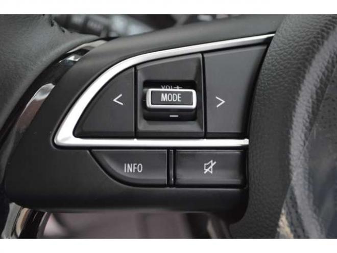 フロンクス1.5 4WD　ハイブリット4WDセーフティサポート搭載4WDスズキコネクト対応通信機装着車アダプティブクルーズコントロール全方位モニター付き9インチナビTVバックカメラハイビームアシストLEDライト 登録済未使用車 1500