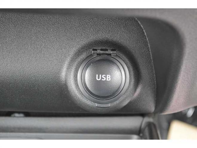 フロンクス1.5 4WD　ハイブリット4WDセーフティサポート搭載4WDスズキコネクト対応通信機装着車アダプティブクルーズコントロール全方位モニター付き9インチナビTVバックカメラハイビームアシストLEDライト 登録済未使用車 1500