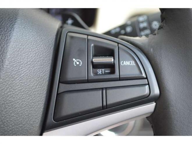 クロスビー1.0 ハイブリッド MZ 4WD　ワンオーナー車ハイブリット4WDターボセーフティサポート搭載パドルシフト横滑り防止装置クルーズコントロールLEDライト純正ディスプレイオーディオ 1000