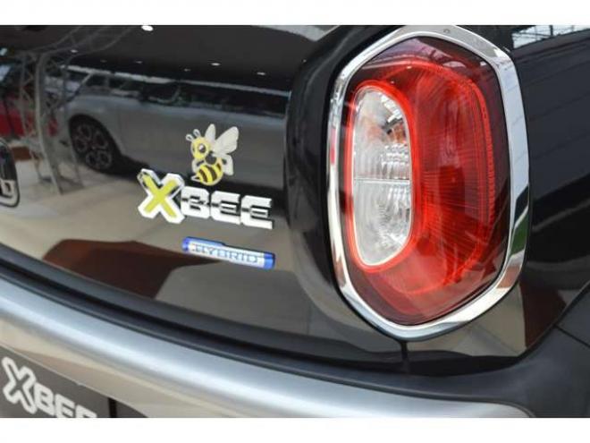 クロスビー1.0 ハイブリッド MZ 4WD　ワンオーナー車ハイブリット4WDターボセーフティサポート搭載パドルシフト横滑り防止装置クルーズコントロールLEDライト純正ディスプレイオーディオ 1000