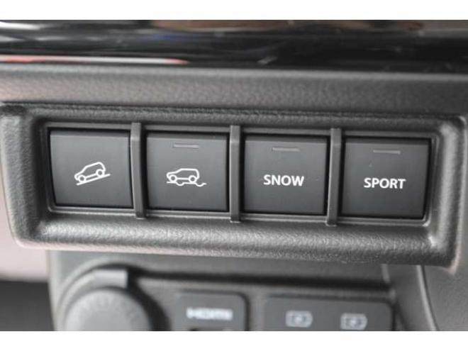 クロスビー1.2 ハイブリッド MZ アップグレードパッケージ装着車 4WD　ハイブリッド4WDセーフティサポート搭載スズキコネクト対応通信機装着車アップグレードパッケージ全方位モニター付9インチナビTVバックカメラアダプティブクルーズコントロールLEDライト 登録済未使用車 1200