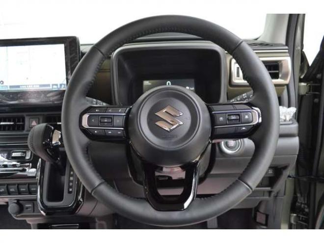 クロスビー1.2 ハイブリッド MZ アップグレードパッケージ装着車 4WD　ハイブリッド4WDセーフティサポート搭載スズキコネクト対応通信機装着車アップグレードパッケージ全方位モニター付9インチナビTVバックカメラアダプティブクルーズコントロールLEDライト 登録済未使用車 1200