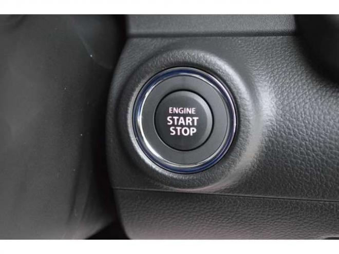 クロスビー1.2 ハイブリッド MZ アップグレードパッケージ装着車 4WD　ハイブリッド4WDセーフティサポート搭載スズキコネクト対応通信機装着車アップグレードパッケージ全方位モニター付9インチナビTVバックカメラアダプティブクルーズコントロールLEDライト 登録済未使用車 1200