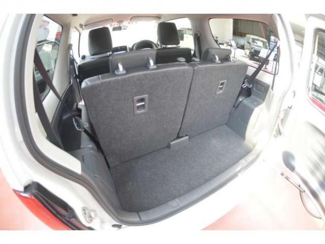 ジムニーランドベンチャー 4WD　ワンオーナー特別仕様車パートタイム4WDターボSDナビTVハーフレザーシートヒーター禁煙車マッドフラップ純正16インチアルミホイル 660