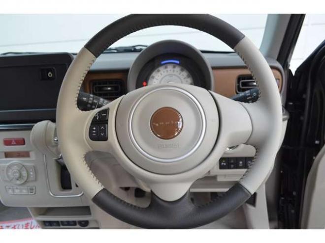 ラパンLC 660 ハイブリッド X 4WD　ハイブリット4WD全方位モニタ用カメラパッケージセーフティサポート搭載スズキコネクト対応機装着車ハイビームアシストLEDライト横滑り防止装置シートヒーター 登録済未使用車 660