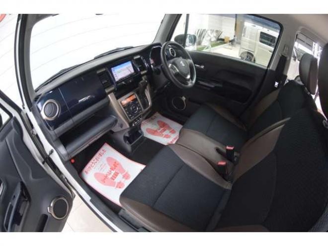 ハスラーJスタイルIII 4WD　ワンオーナー車Sエネチャージ4WDセーフティサポート搭載アイドリングストップ横滑り防止装置7インチワイドナビTVハーフレザーシートヒーターLEDライト 660