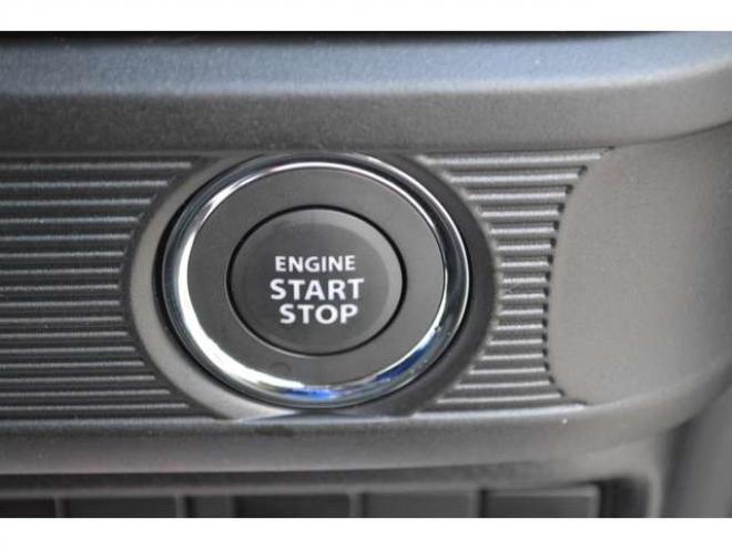 スペーシアベースXF 4WD　届出済未使用車4WDセーフティサポート搭載デュアルセンサーブレーキサポート後退時ブレーキサポート横滑り防止装置アダプティブクルーズコントロールLEDライト右側オートスライドドア 660