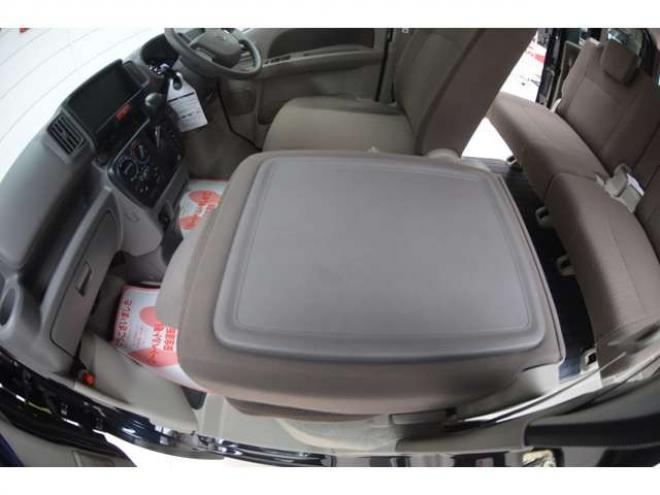 エブリィジョイン ターボ ハイルーフ 4WD　ワンオーナー車4WDターボCVTセーフティサポート搭載7インチワイドナビTVハイビームアシストLEDライト 660