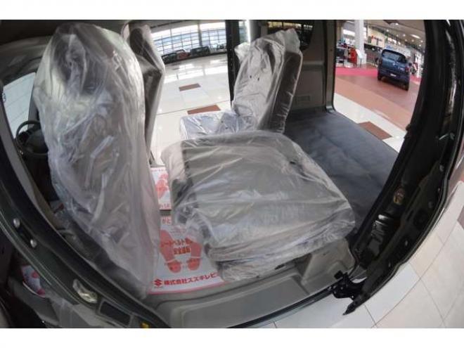 エブリィJリミテッド ハイルーフ 4WD　届出済未使用車4WDターボハイルーフセーフティサポート搭載アイドリングストップ両側オートスライドドア7インチワイドディスプレイオーディオハイビームアシストLEDライト後退時ブレーキサポート 660